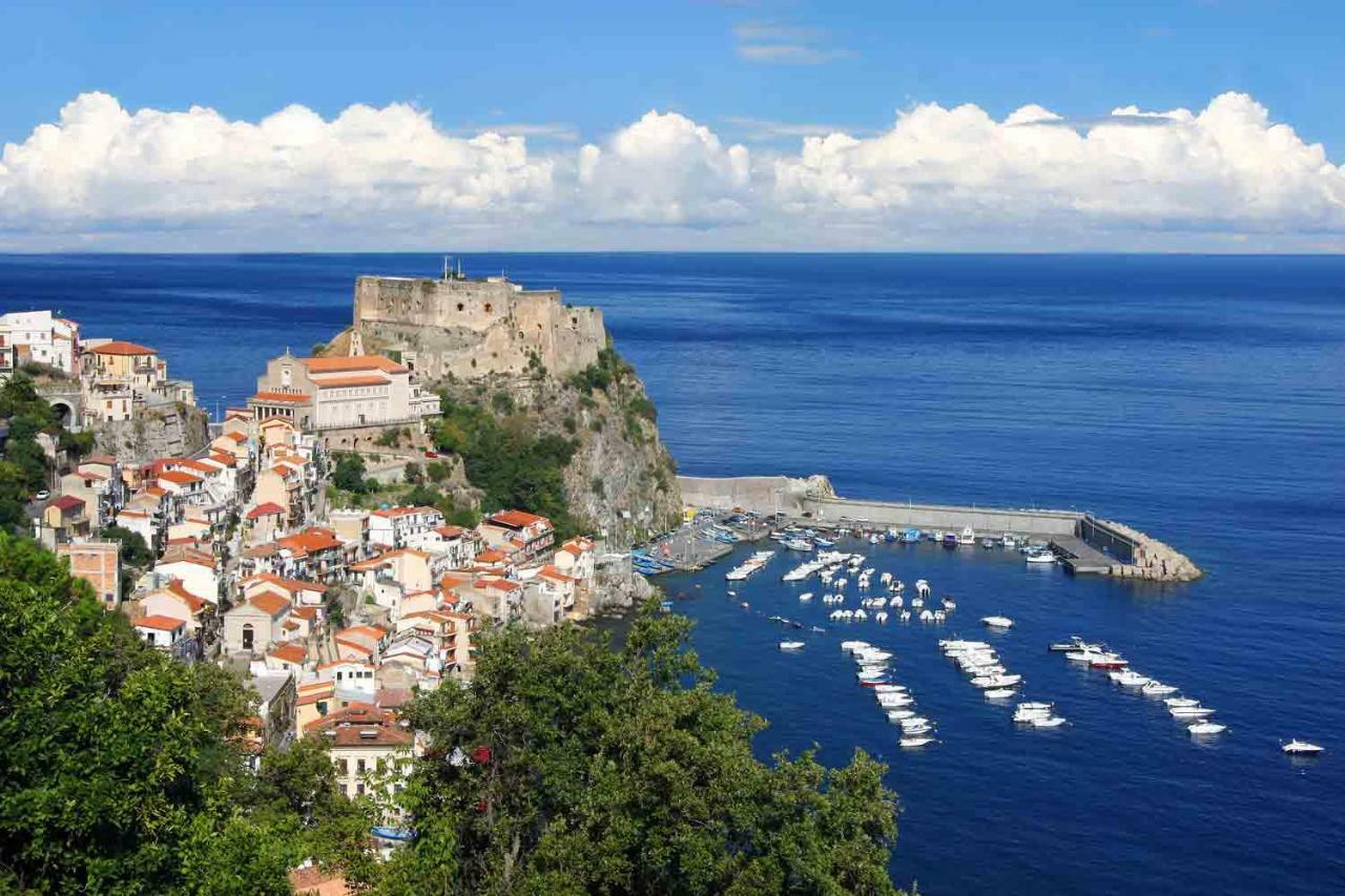 CHIANALEA SCILLA al CASTELLO di SCILLA CHIANALEA APARTMENTS&ROOMS Esterno foto